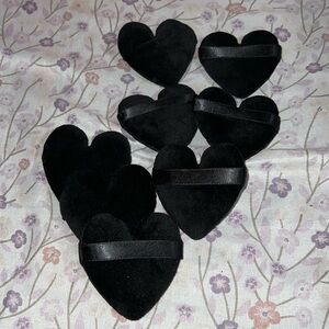 BRAND NEWW (8) PIECE POWDER PUFFS